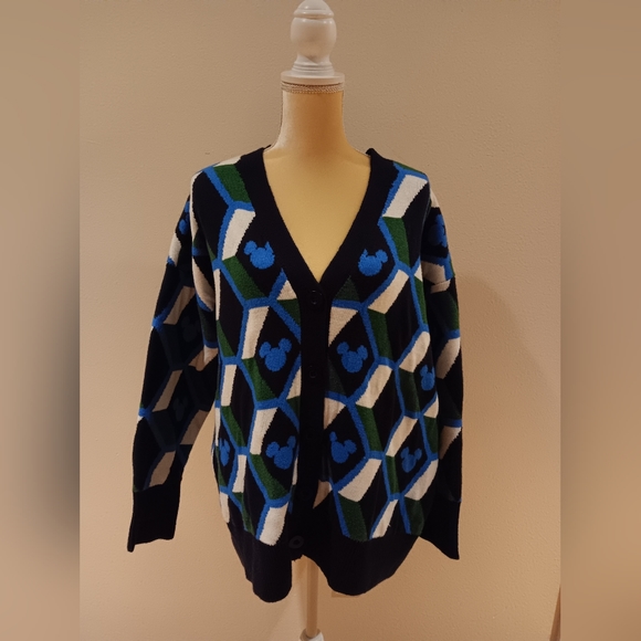 ZARA Disney Mickey Mouse Sweater - Picture 9 of 11